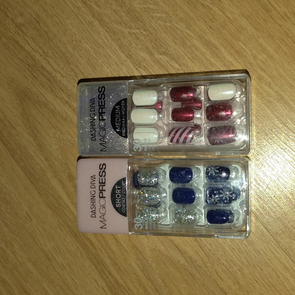 Dashing Diva Magic Press Medium & Short Nails